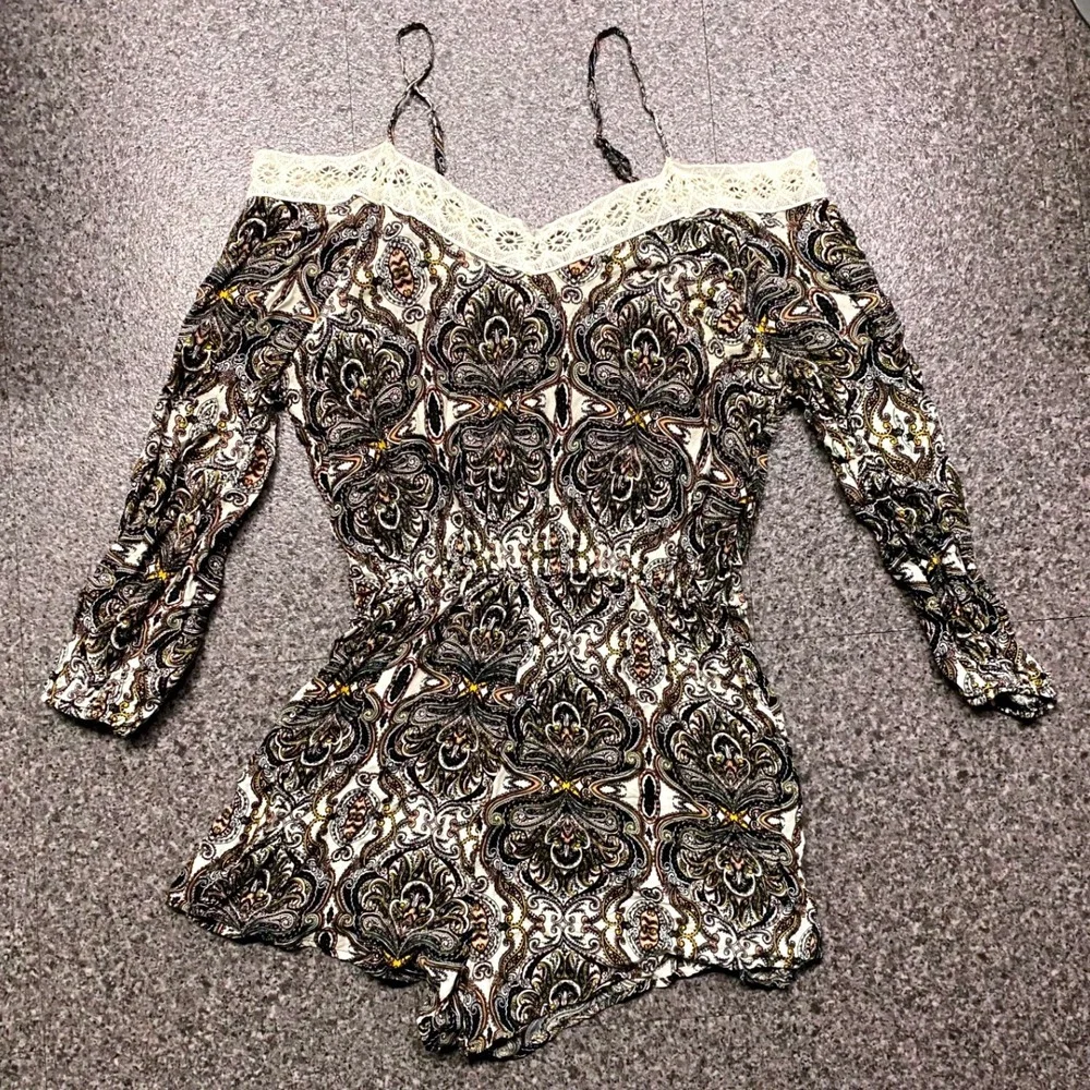 Charlotte Russe Womens Paisley Cold Shoulder Romper Crochet Lace Olive Black‎ L
